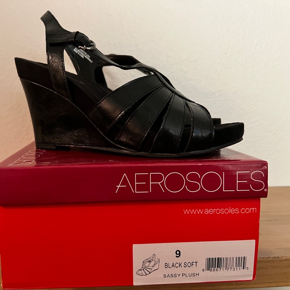 Aerosole Black Wedges
